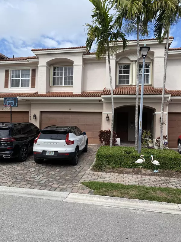 13 Nottingham PL, Boynton Beach, FL 33426