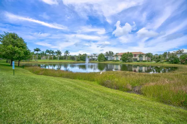 Palm Beach Gardens, FL 33418,5208 Cambridge CT