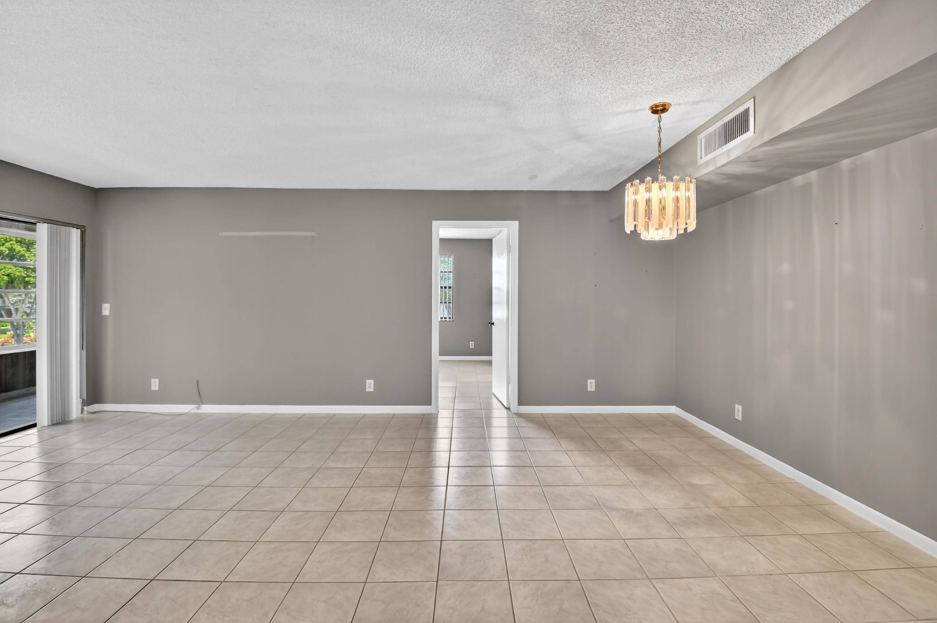 Delray Beach, FL 33484,526 Piedmont K