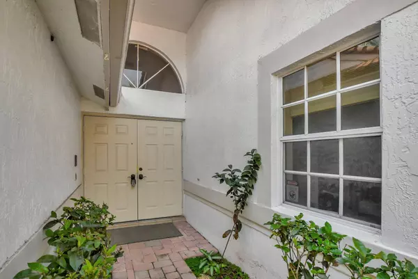 Boca Raton, FL 33498,10298 Buena Ventura DR
