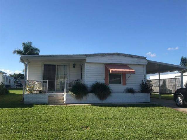 6948 SE Delegate ST, Hobe Sound, FL 33455