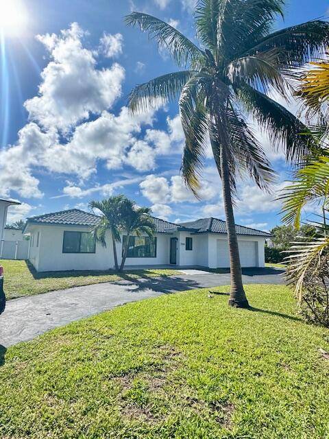 200 SW 14th PL, Boca Raton, FL 33432