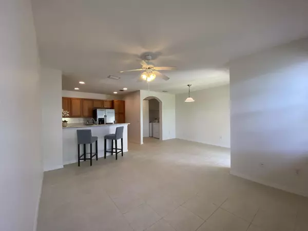 Delray Beach, FL 33444,106 S Longport CIR 14d