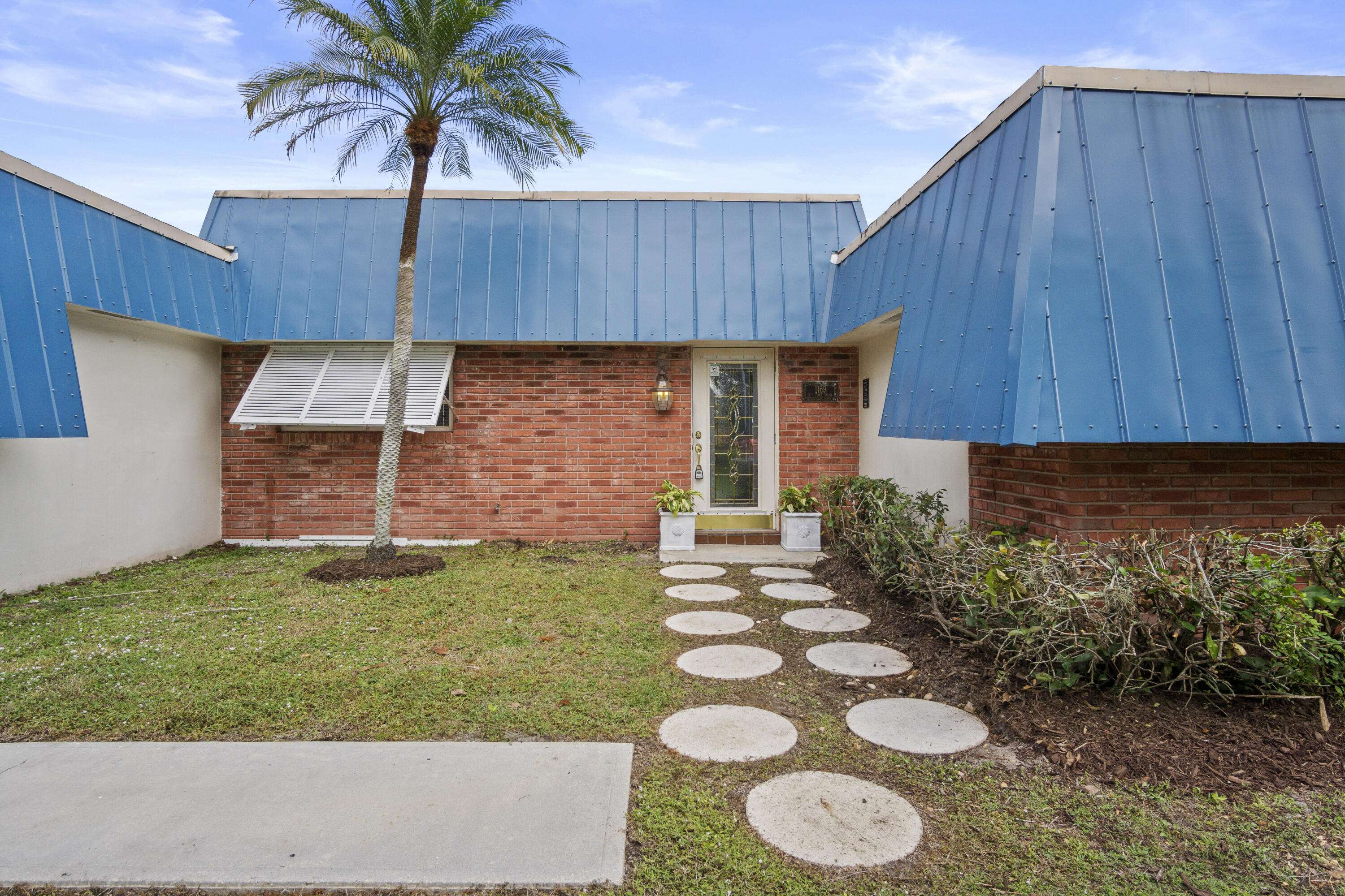 1169 NW Fork RD, Stuart, FL 34994