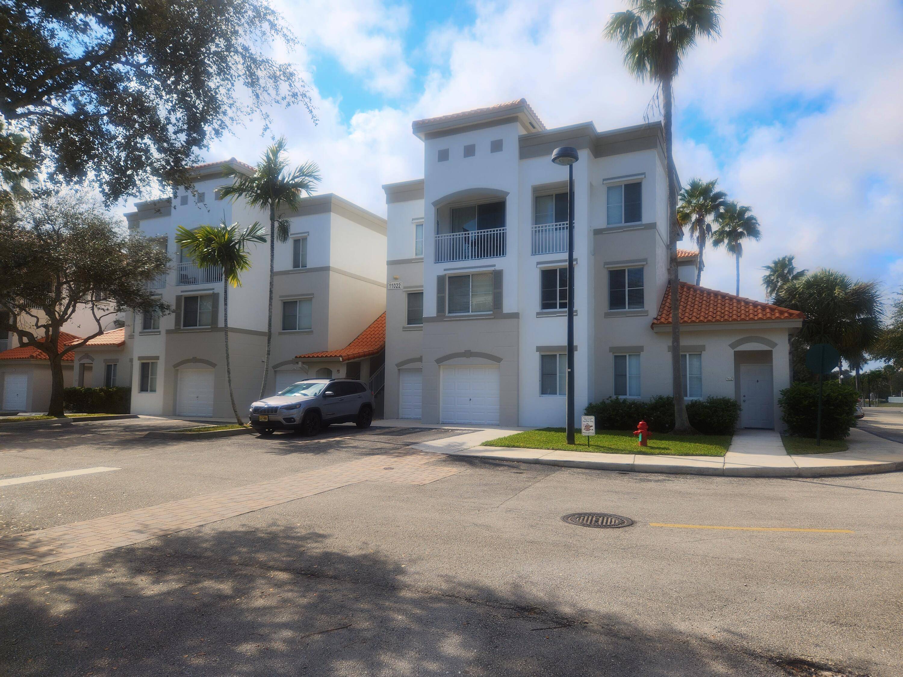 Palm Beach Gardens, FL 33410,11022 Legacy DR 205