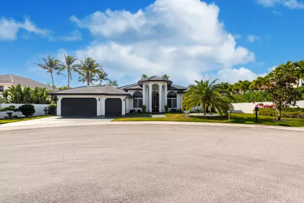 Boca Raton, FL 33487,770 NE Bay Cove ST