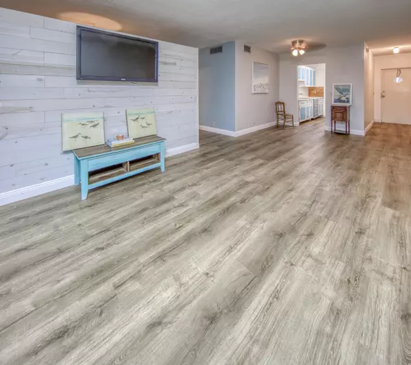 1 S Lakeside DR A2, Lake Worth Beach, FL 33460