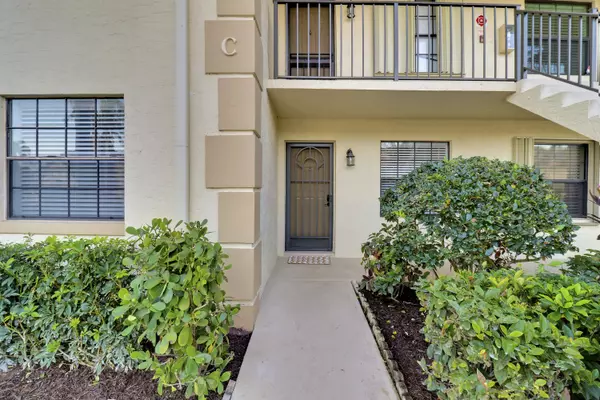 Jupiter, FL 33458,1001 Pinecrest C CIR C