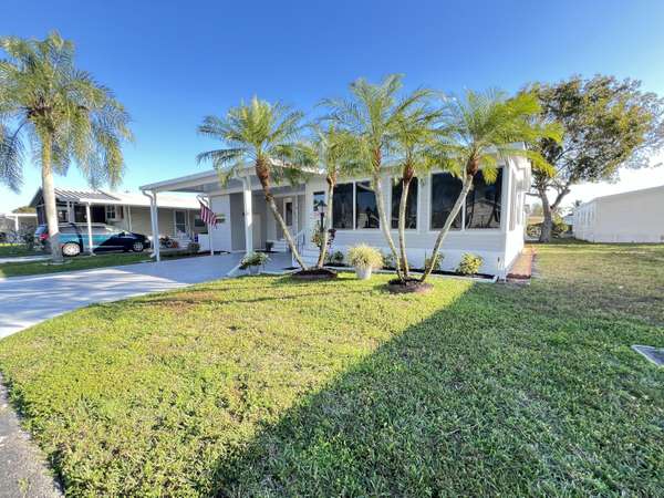 829 Sun Glow ST, Boynton Beach, FL 33436