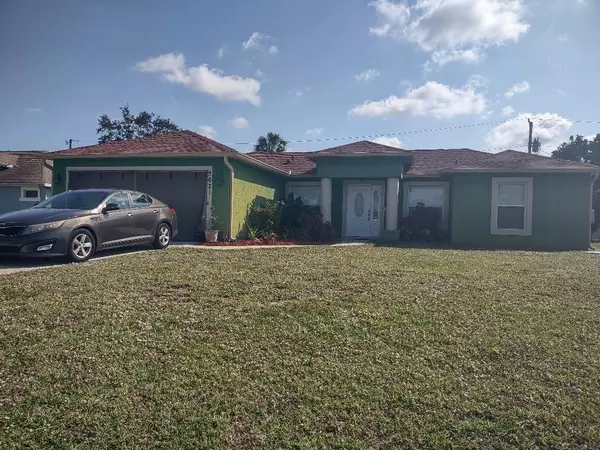 2621 SW Cactus CIR, Port Saint Lucie, FL 34953