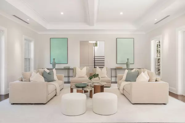 Palm Beach, FL 33480,130 Algoma RD