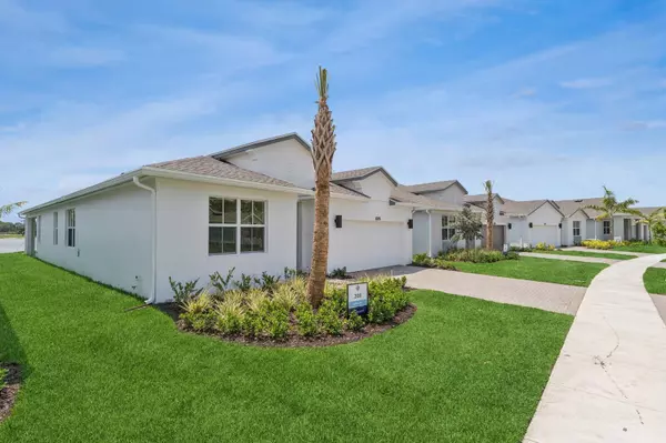 Port Saint Lucie, FL 34987,10226 Dreamweaver RD 208