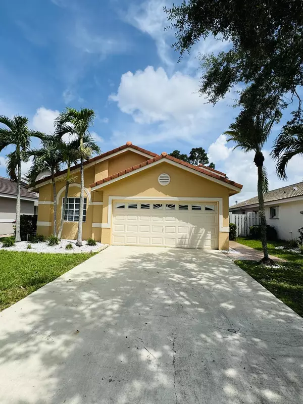 17661 SW 4th CT, Pembroke Pines, FL 33029