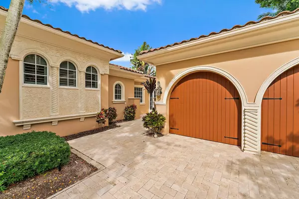 Palm Beach Gardens, FL 33418,11209 Orange Hibiscus LN