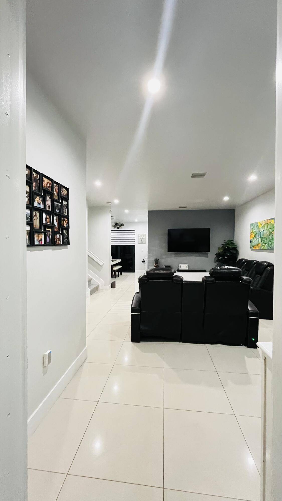 Hialeah, FL 33018,9069 W 33rd AVE