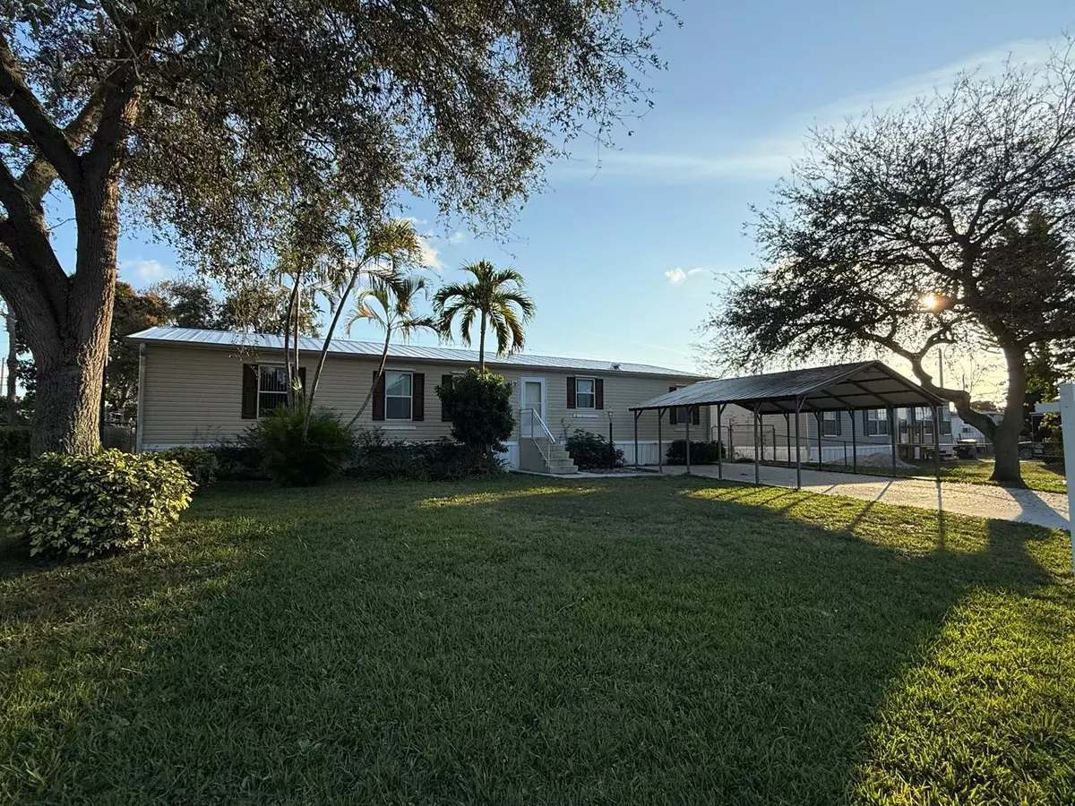 West Palm Beach, FL 33415,4938 Sunnyside DR