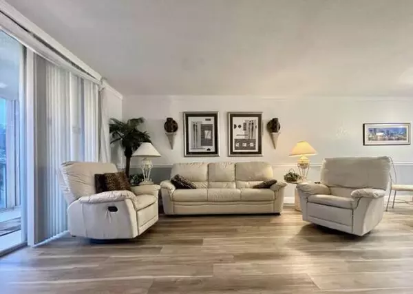 5700 NW 2nd AVE 306, Boca Raton, FL 33487