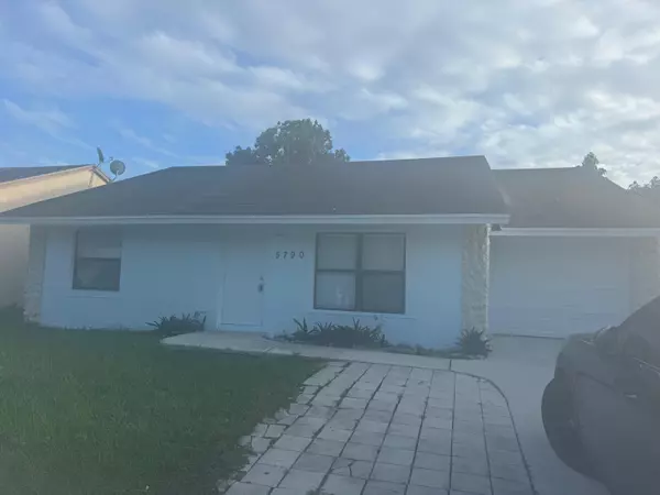 Lake Worth, FL 33463,5790 E Ithaca CIR