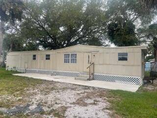 5009 Deanna LN, Fort Pierce, FL 34946