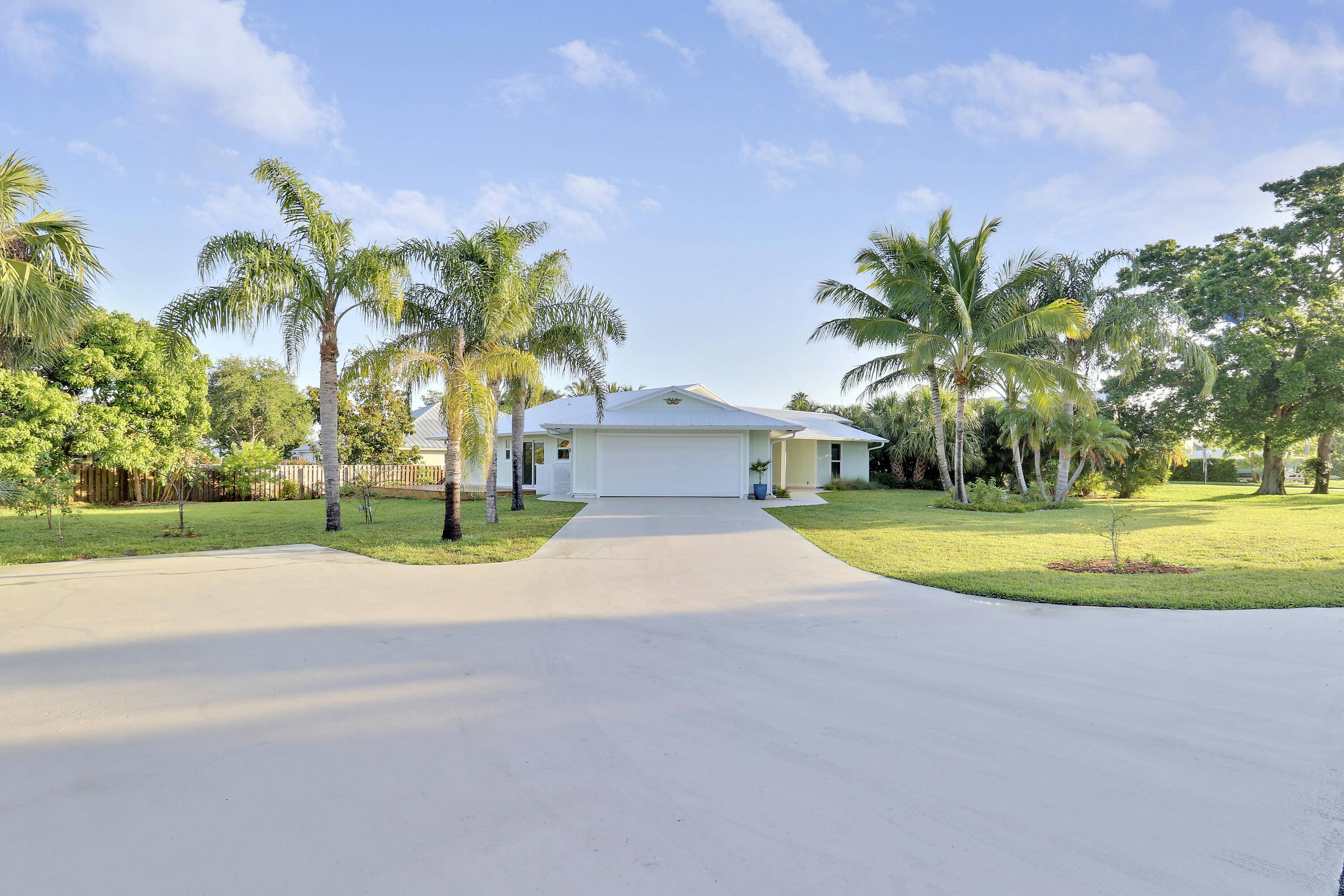 Stuart, FL 34997,5273 SE Tall Pines WAY