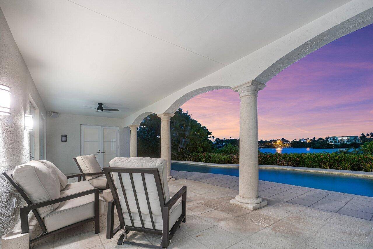 Manalapan, FL 33462,1620 Lands End RD