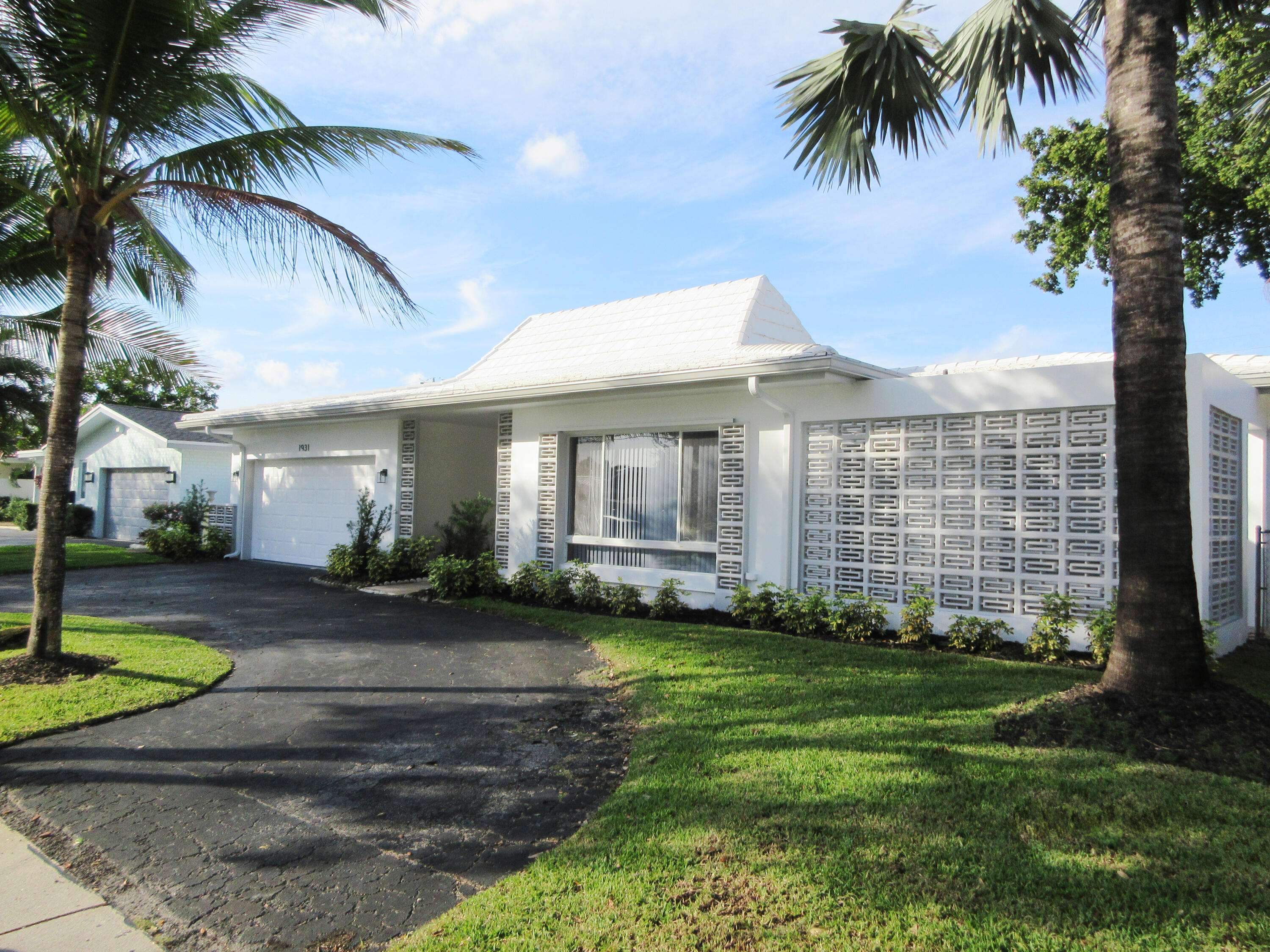 1931 NE 62nd ST, Fort Lauderdale, FL 33308