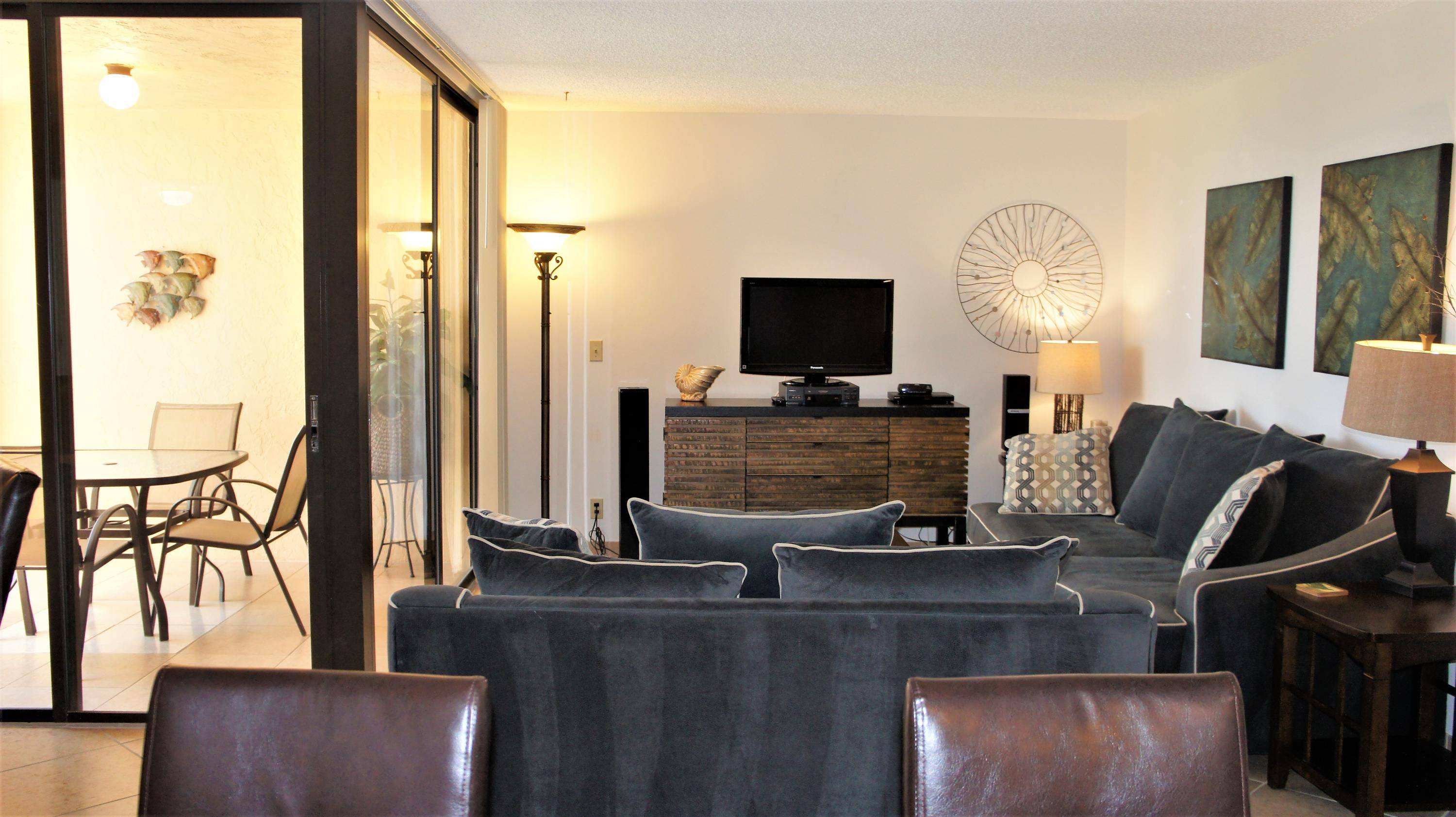 Delray Beach, FL 33444,500 Egret CIR 8203