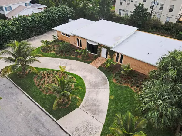 West Palm Beach, FL 33407,228 Flagler LN