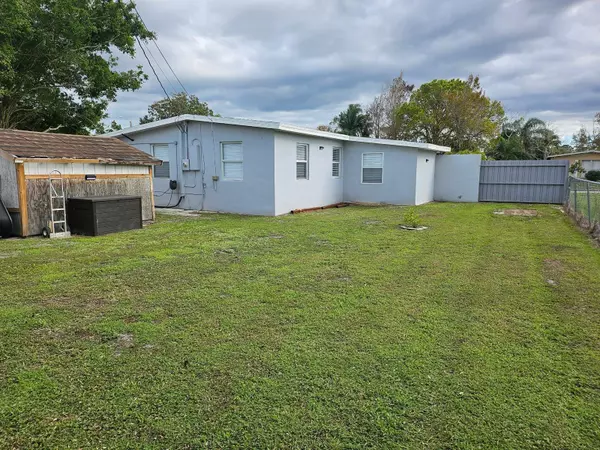 Port Saint Lucie, FL 34983,115 SE Celestia CT