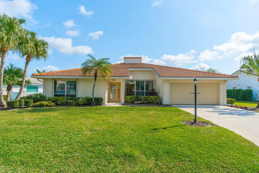 2237 SW Heronwood RD, Palm City, FL 34990