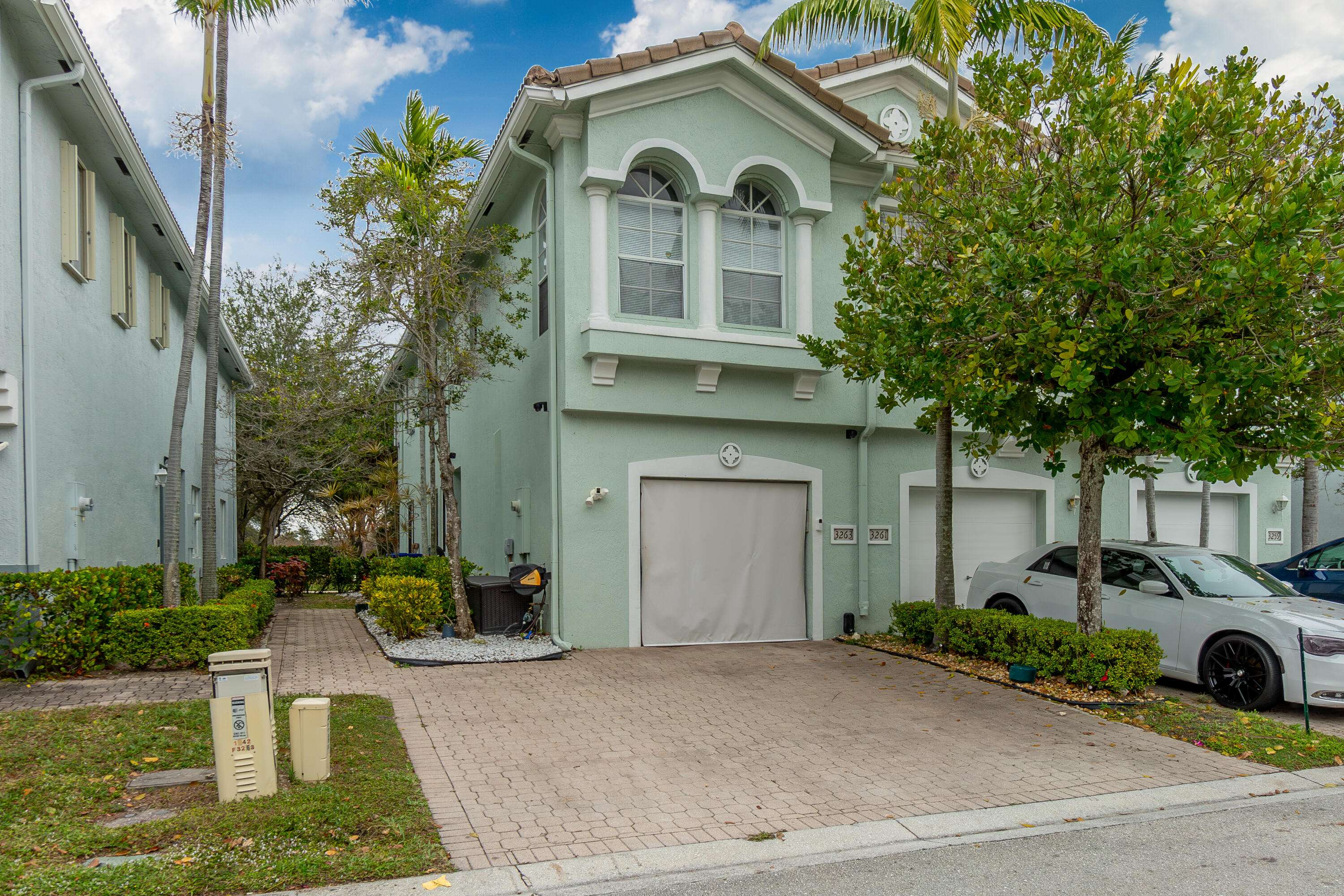 3263 Laurel Ridge CIR, Riviera Beach, FL 33404