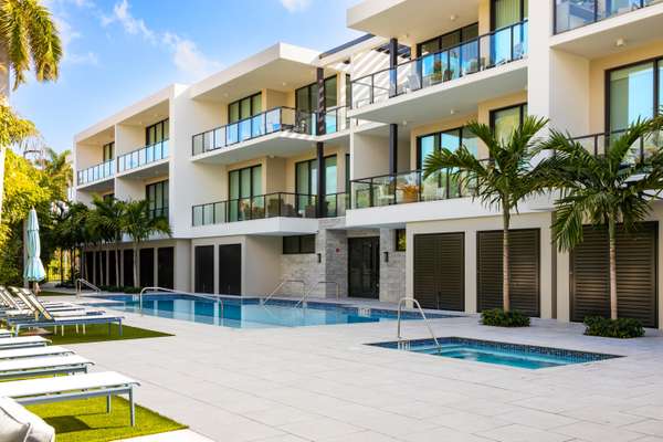 1177 George Bush BLVD 302, Delray Beach, FL 33483