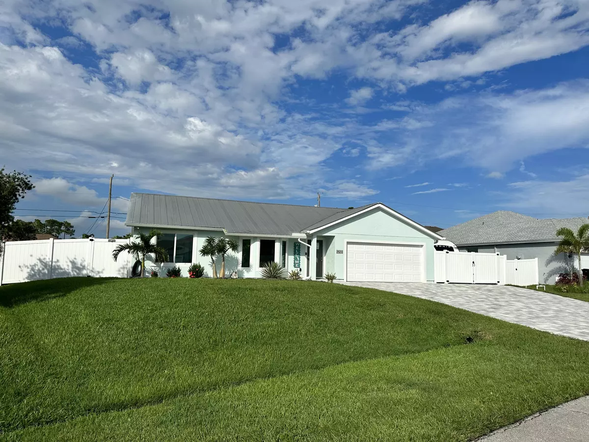 Port Saint Lucie, FL 34987,2651 SW Opechee AVE