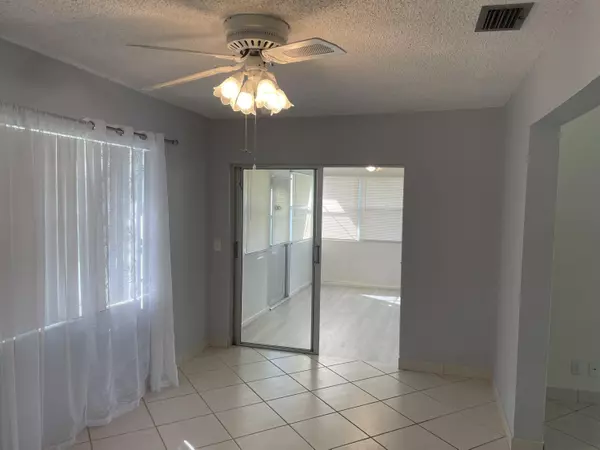 Boynton Beach, FL 33426,2384 SW 13th TER