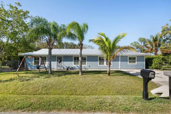 Stuart, FL 34997,3261 SE Hibiscus ST