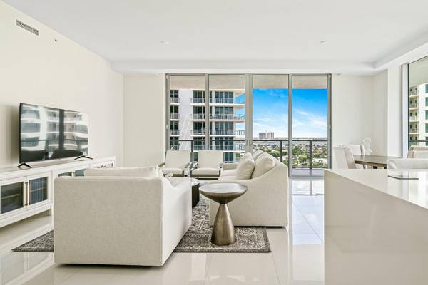 3100 N Ocean DR H-1409, Singer Island, FL 33404