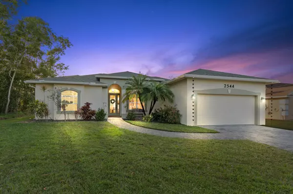 2544 SE West Blackwell DR, Port Saint Lucie, FL 34952