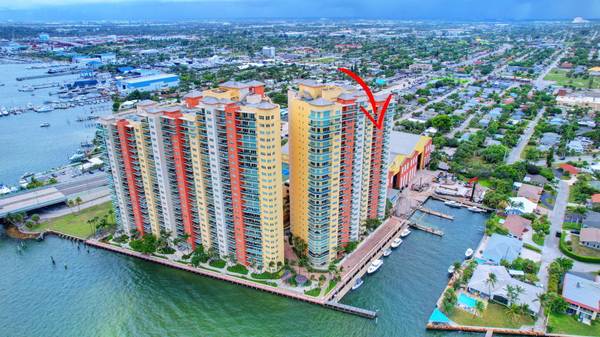 2650 Lake Shore DR 2002, Riviera Beach, FL 33404