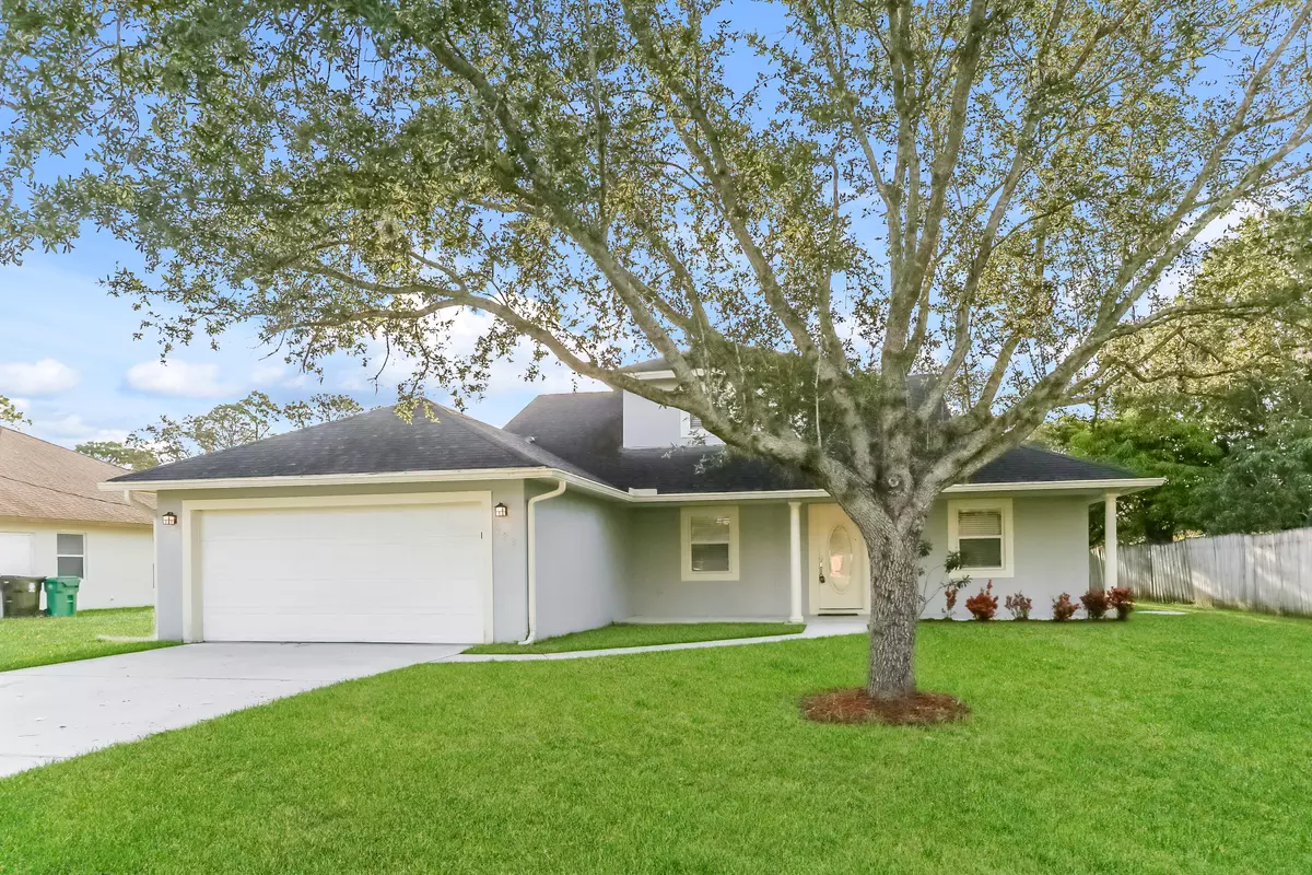 Port Saint Lucie, FL 34983,733 NE Lanfair ST