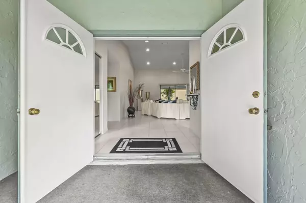 Delray Beach, FL 33445,2320 Riviera DR