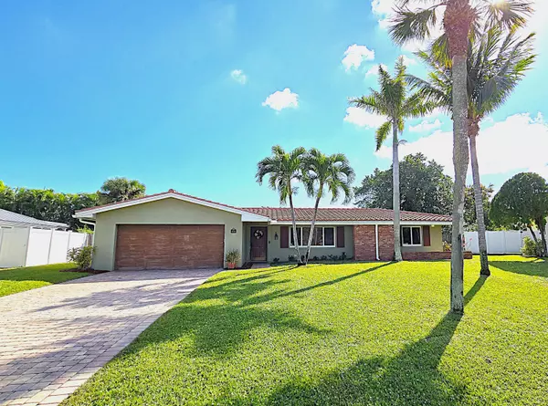 10056 Dogwood AVE, Palm Beach Gardens, FL 33410