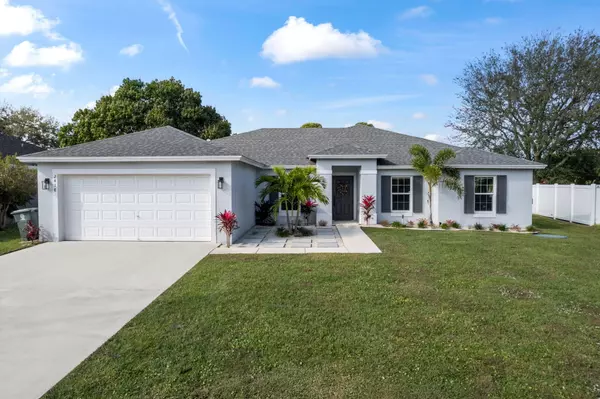 2418 SW Dalpina RD, Port Saint Lucie, FL 34953