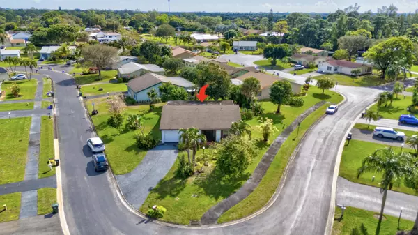 Greenacres, FL 33463,6137 Rainbow CIR