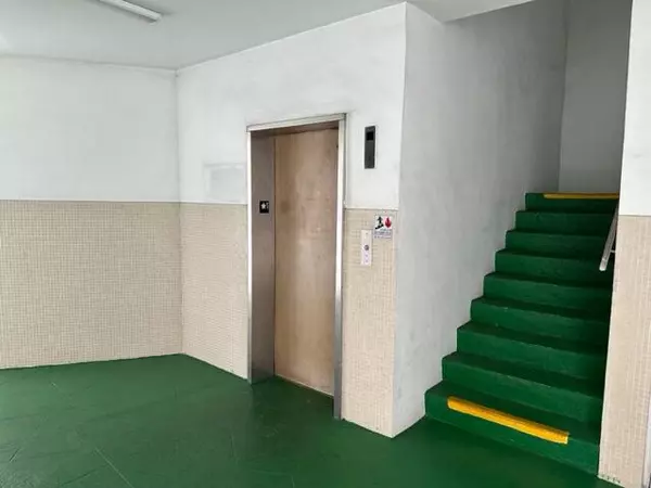 Lauderhill, FL 33313