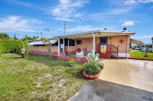 Boynton Beach, FL 33436,51005 Galina Bay
