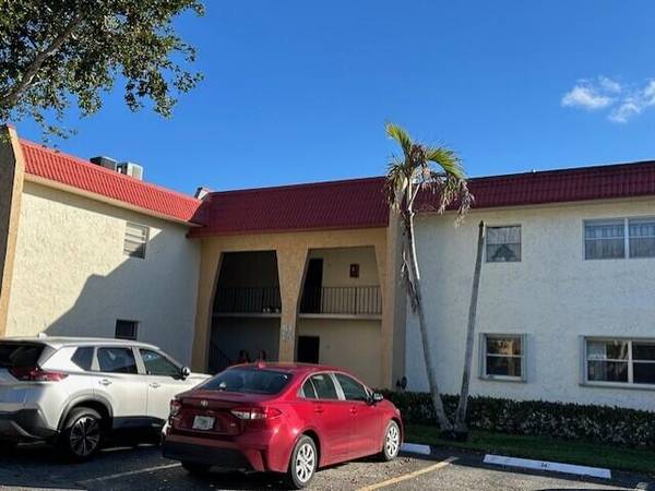 190 Lake Dora DR 190, West Palm Beach, FL 33411