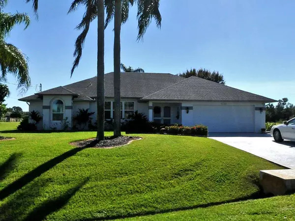 106 SW Wind CIR, Port Saint Lucie, FL 34953