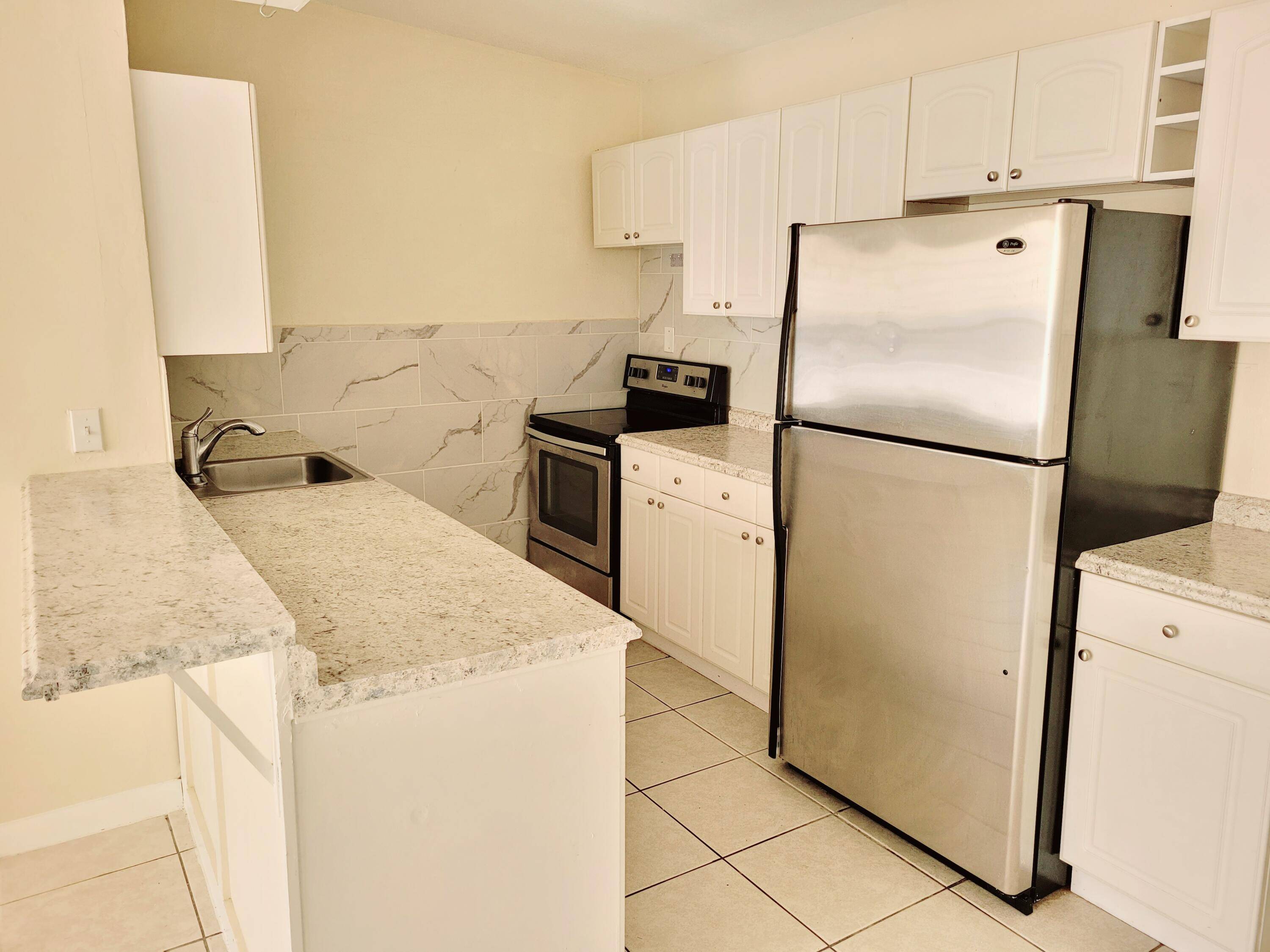 Pompano Beach, FL 33064,1411 NE 40th ST