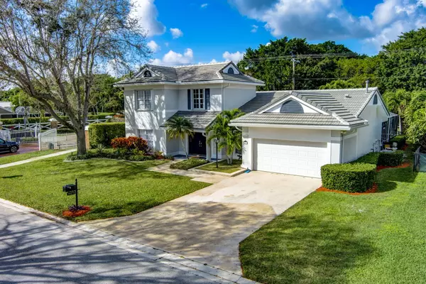 Palm Beach Gardens, FL 33418,10272 Hunt Club LN