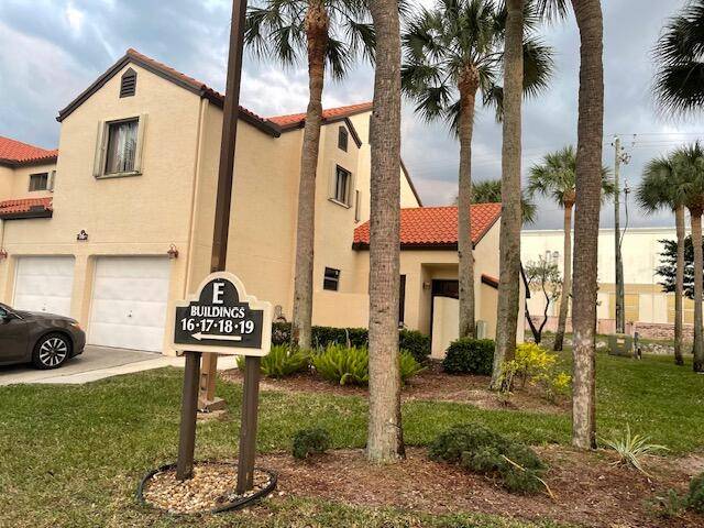 16 Via De Casas Sur 104, Boynton Beach, FL 33426